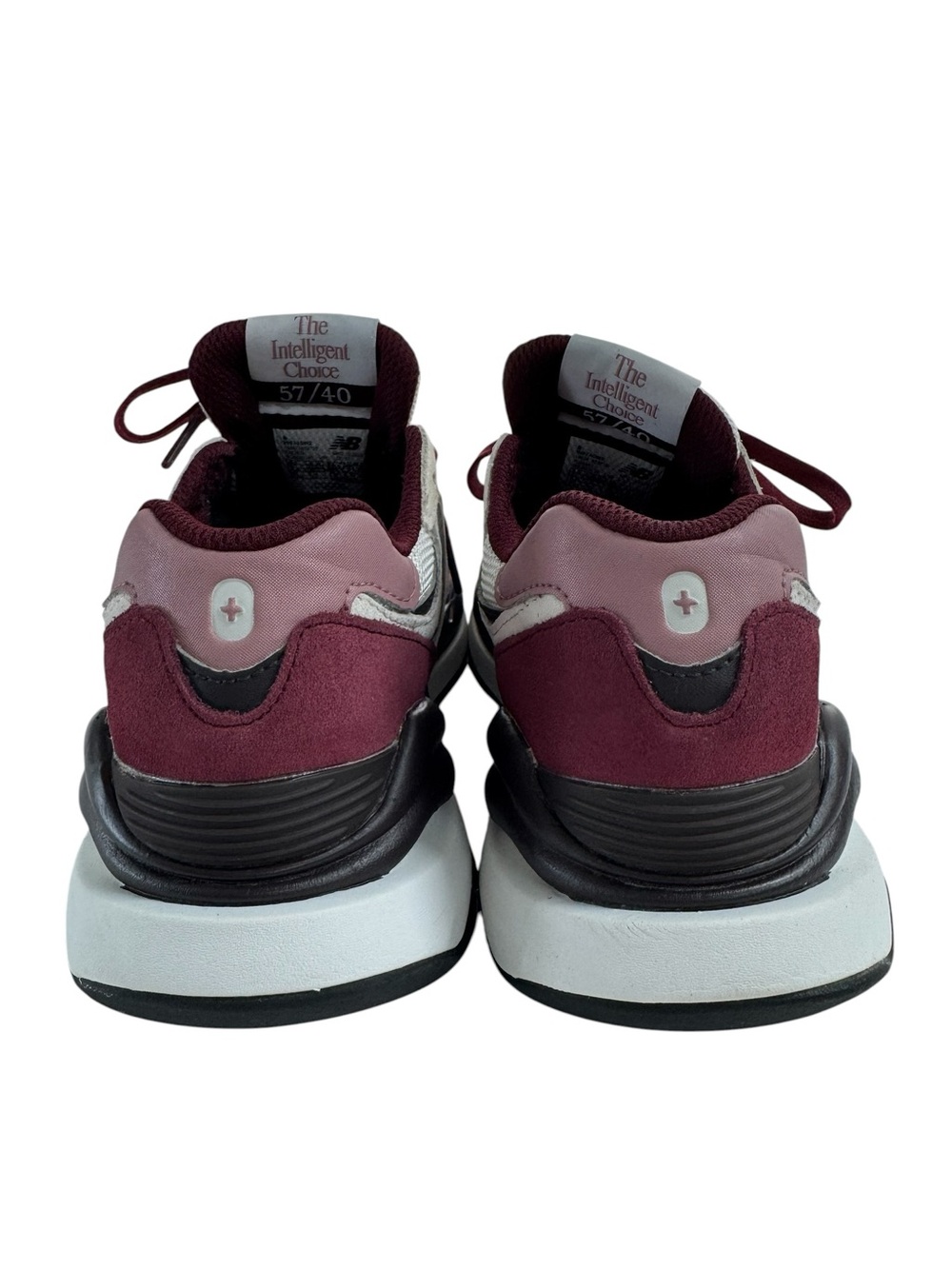 New Balance x FIGS 57/40 en la combinación de colores Mineral Mauve. - Picture 3 of 11
